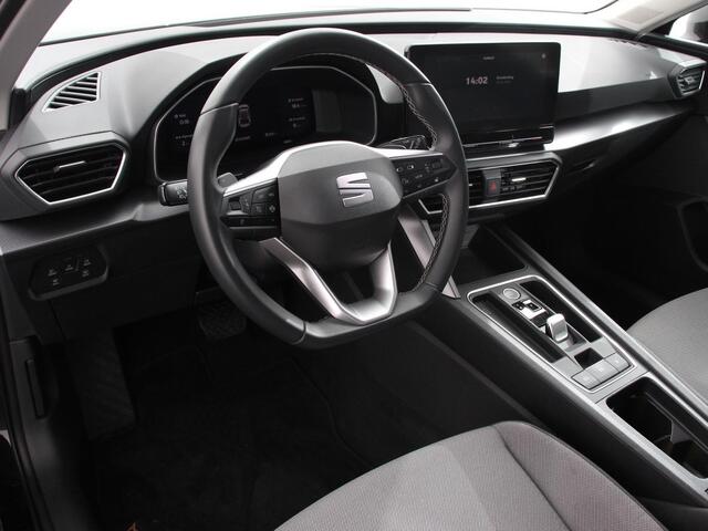 Seat LEON 1.0 eTSI 110pk Automaat Style Navigatie Apple Carplay/ Android Auto Camera Parkeersensoren Stoel- en stuurverwarming Cruise Control Virtual Cockpit Climate Control