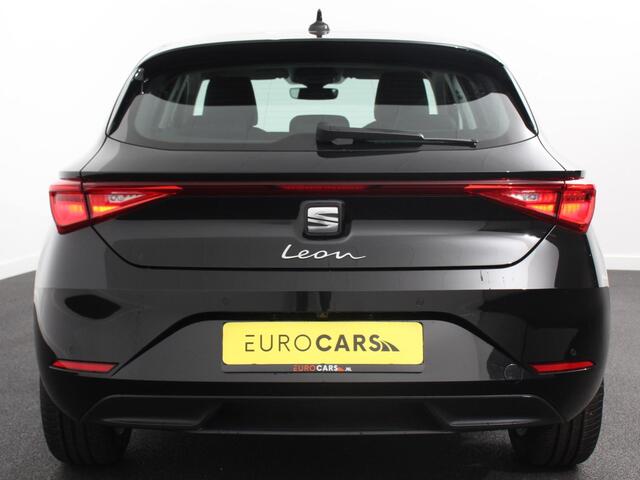 Seat LEON 1.0 eTSI 110pk Automaat Style Navigatie Apple Carplay/ Android Auto Camera Parkeersensoren Stoel- en stuurverwarming Cruise Control Virtual Cockpit Climate Control