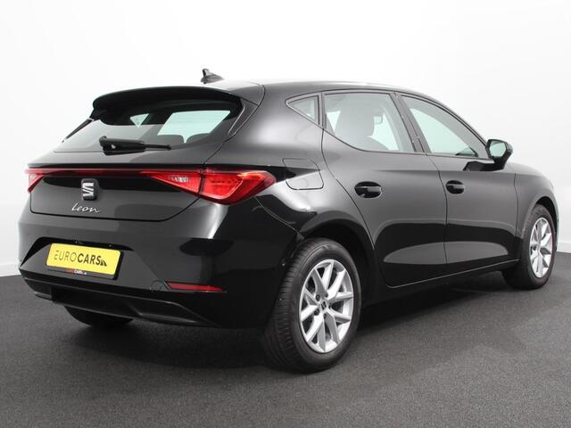 Seat LEON 1.0 eTSI 110pk Automaat Style Navigatie Apple Carplay/ Android Auto Camera Parkeersensoren Stoel- en stuurverwarming Cruise Control Virtual Cockpit Climate Control