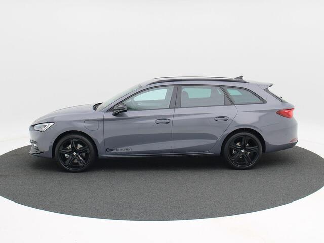 Seat LEON Sportstourer FR Business 1.5 TSI eHybrid PHEV 204pk | Trekhaak | Adaptive cruise control | Achteruitrijcamera | Black pack