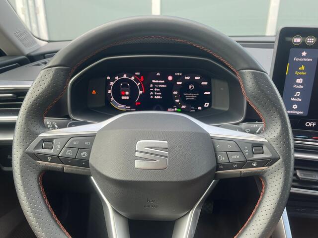 Seat LEON Sportstourer 1.5 eTSI 150pk DSG FR | ACC | Camera | Side Assist
