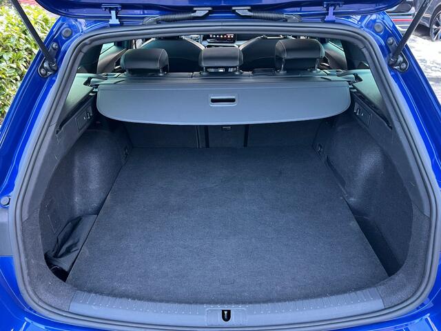 Seat LEON Sportstourer 1.4 TSI eHybrid PHEV pano, virtual cockpit, pdc, cruise, navi