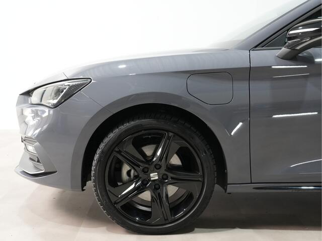 Seat LEON Sportstourer 1.5 TSI e-Hybrid FR Business Camera Trekhaak Navigatie Carplay/Android Keyless 253