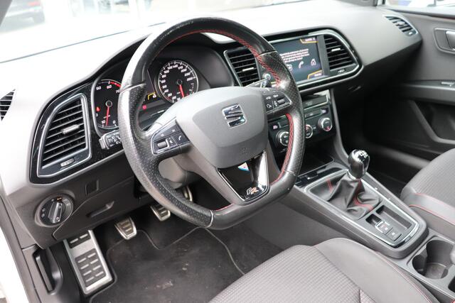 Seat LEON 1.4 EcoTSI FR. Aerodynamica-pakket (dakspoiler, side-skirts)