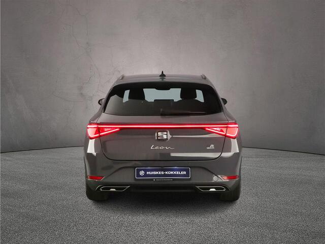Seat LEON Sportstourer FR Business 1.5 TSI eHybrid 204pk DSG Automaat Trekhaak, Adaptive cruise control, Achteruitrijcamera, Stuurwiel verwarmd, LED koplampen, Stoelverwarming