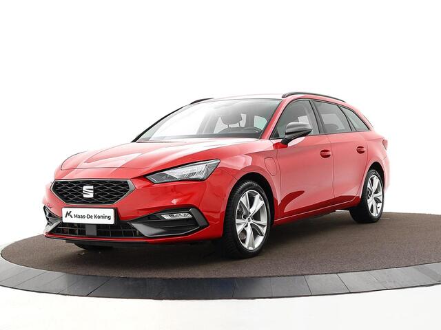 Seat LEON Sportstourer 1.4 TSI 204pk DSG eHybrid PHEV FR · Apple/Android Car Play · P-Sensoren · Navigatie · Cruise Control · P-Sensoren · Sfeerverlichting · Afneembare trekhaak · 17'' Inch ·