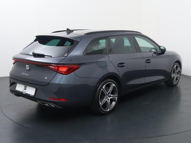 Seat LEON Sportstourer 1.5 eTSI FR Launch Edition | 150 PK | Automaat | Adaptive cruise control | Apple Carplay/Android Auto | 18" LM velgen |