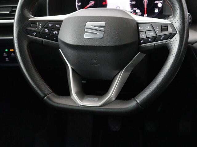 Seat LEON 1.5 TSI FR Launch Edition | Trekhaak | Adaptive cruise | Carplay | Navigatie | Sfeerverlichting | Parkeerhulp | Full LED | Climate control | Bluetooth