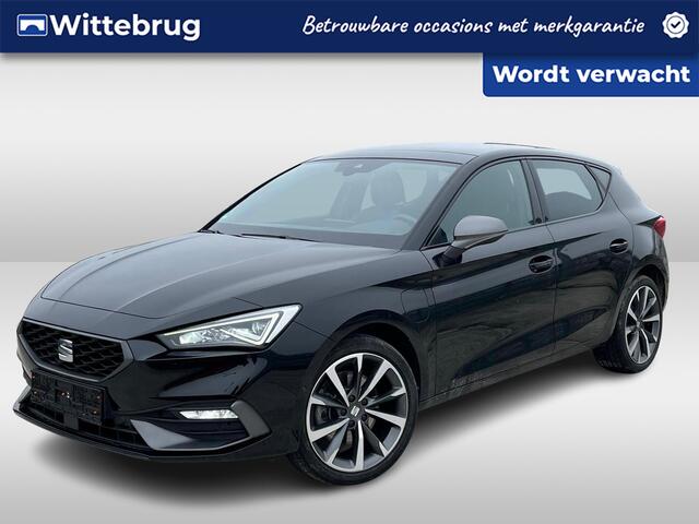 Seat LEON 1.4 TSI eHybrid PHEV 204pk DSG FR / Panoramadak / Camera / Half Leder Alcantara / Memory Bestuurdersstoel / Navigatie / LED koplampen /