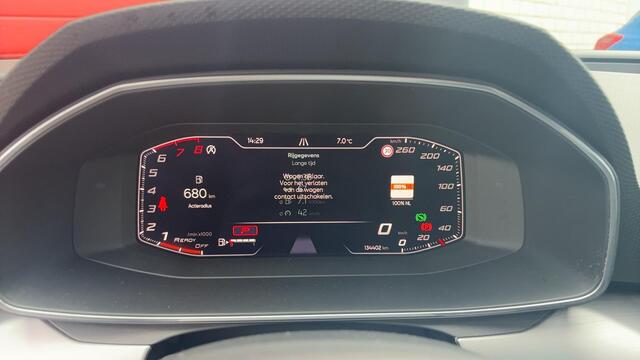 Seat LEON Sportstourer 1.5 eTSI FR Launch Edition AUTOMAAT / SFEER / FULL LED / TREKHAAK / CARPLAY / NAVI / CLIMA / PDC / BLUETOOTH / NL-AUTO