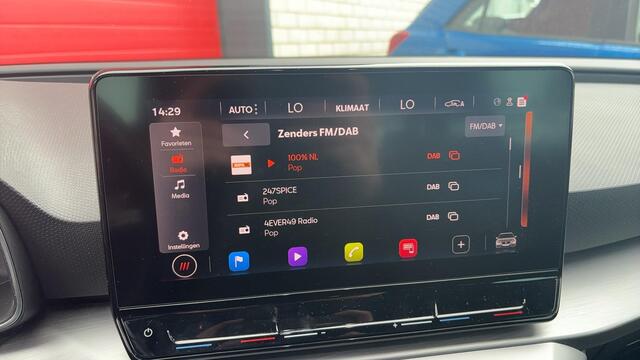 Seat LEON Sportstourer 1.5 eTSI FR Launch Edition AUTOMAAT / SFEER / FULL LED / TREKHAAK / CARPLAY / NAVI / CLIMA / PDC / BLUETOOTH / NL-AUTO