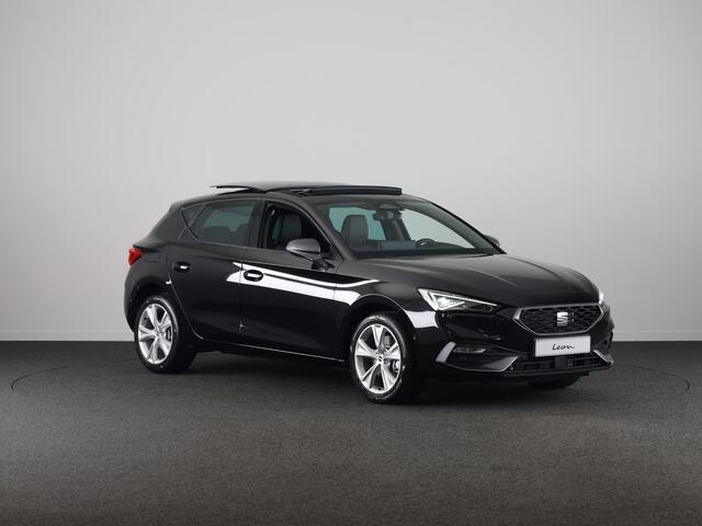 Seat LEON 1.5 TSI e-Hybrid FR Business | Black Pack | Glazen schuif-kanteldak | Safe & Driving Pack | Technology Pack | C2K - Velgen 'Black Pack', 18 inch