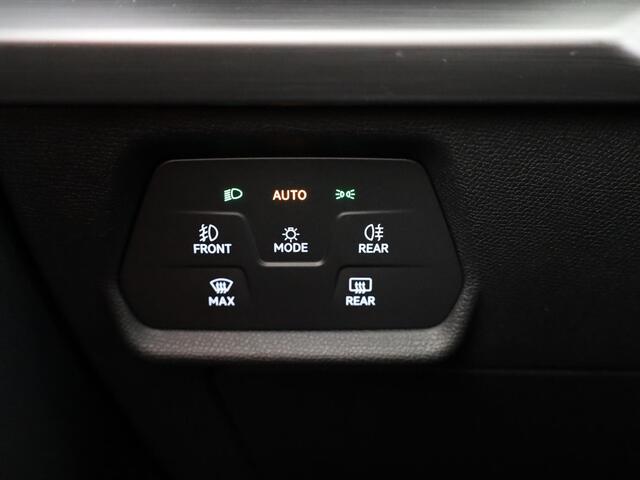 Seat LEON 1.5 TSI e-Hybrid FR Business | Black Pack | Glazen schuif-kanteldak | Safe & Driving Pack | Technology Pack | C2K - Velgen 'Black Pack', 18 inch