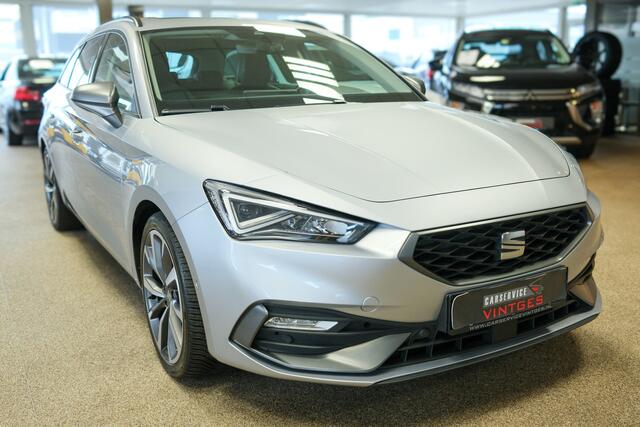 Seat LEON Sportstourer 1.5 eTSI FR Business Intense Panoramadak Wegklapbare Trekhaak Virtiueel Cockpit 150pk