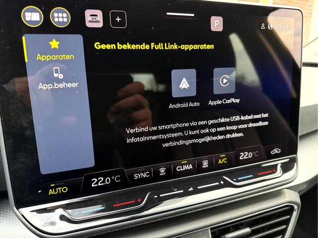 Seat LEON Sportstourer 1.5 TSI Style Business Intense Camera, App Connect, Led