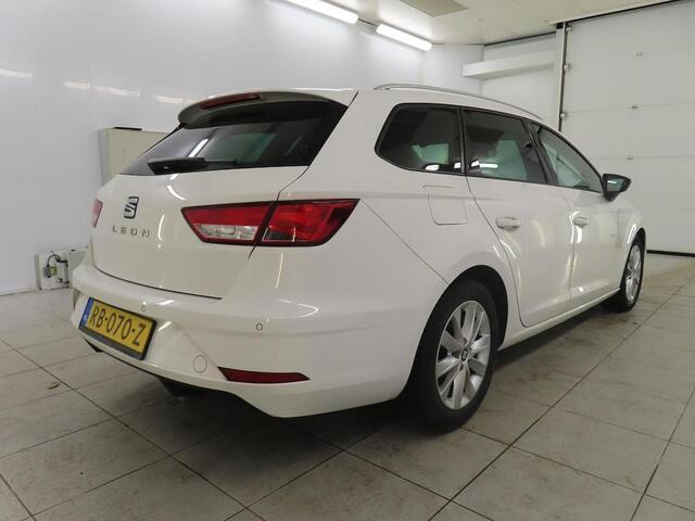 Seat LEON ST 1.0 ECOTSI STYLE BUSINESS INTENSE I AUTOMAAT I CLIMATE CONTROL I APPLE CARPLAY I CRUISE CONTROL I NAVIGATIE