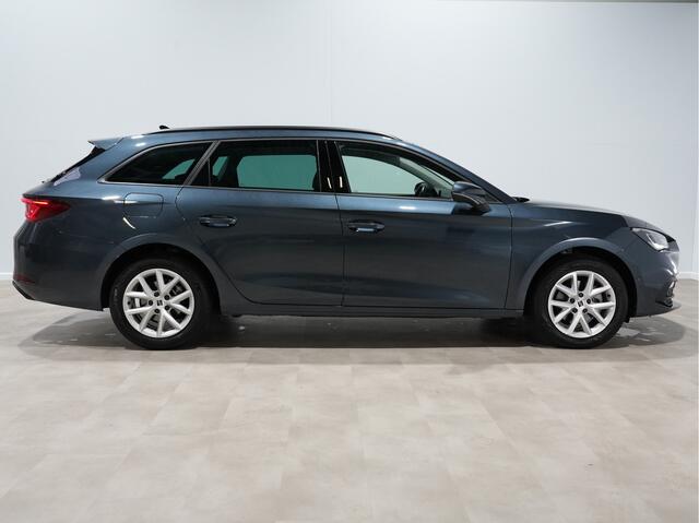 Seat LEON Sportstourer 1.5 eTSI 150pk Style Business Intense Trekhaak Navigatie Camera Acc Android/Carplay 305
