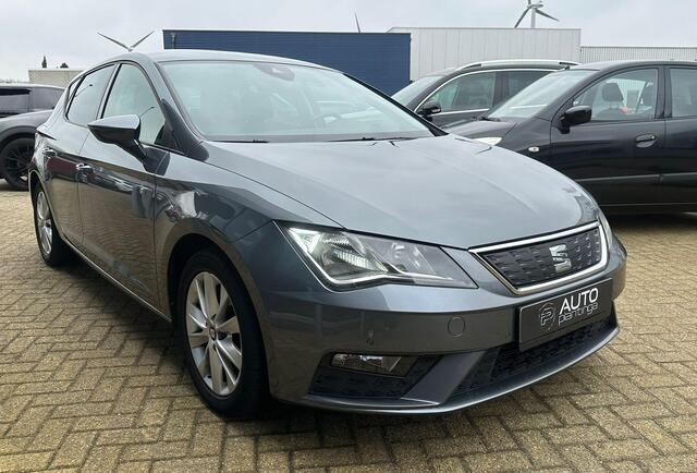 Seat LEON 1.0 EcoTSI Style Business Intense 116PK | AUTOMAAT | NL Auto | 2e Eigenaar | Sportonderstel | Navigatie | Apple Carplay | Android Auto | Privacy Glass | Parkeersensoren Voor en Achter | Climate Control | Cruise Control | Lichtmetalen Velgen |