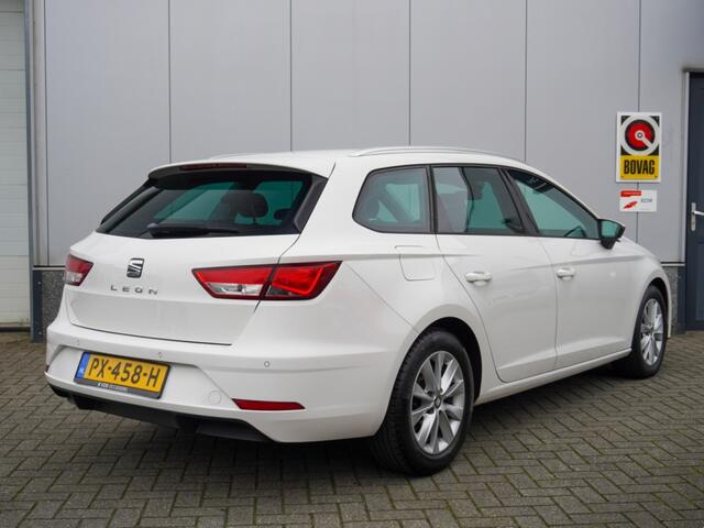 Seat LEON ST 1.0 EcoTSI St. BnsI. Automaat | CarPlay | Park.sensoren | Keyles
