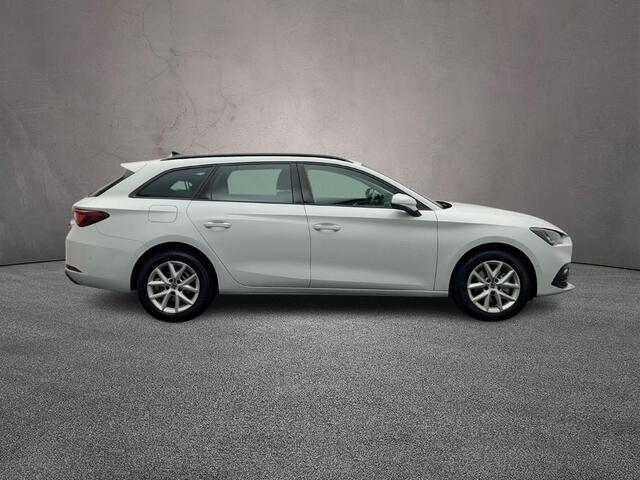 Seat LEON Sportstourer Style Business Intense 1.5 eTSI 150pk DSG Automaat Adaptive cruise control, Navigatie, Achteruitrijcamera, LED koplampen, Parkeersensoren