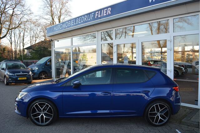 Seat LEON 1.5 150PK TSI FR Business Intense ? Beats ? CarPlay ? Stoel VW ? Trekhaak afn. ? Orig. NL ?