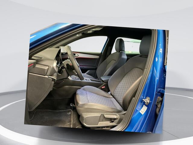 Seat LEON Sportstourer 1.5 TSI e-Hybrid 204pk DSG FR Business · Camera · Apple/Android Car Play · Side Assist · ACC · Sportstoelen · Sfeerverlichting · Garantie t/m 15-05-2029 of 100.000km