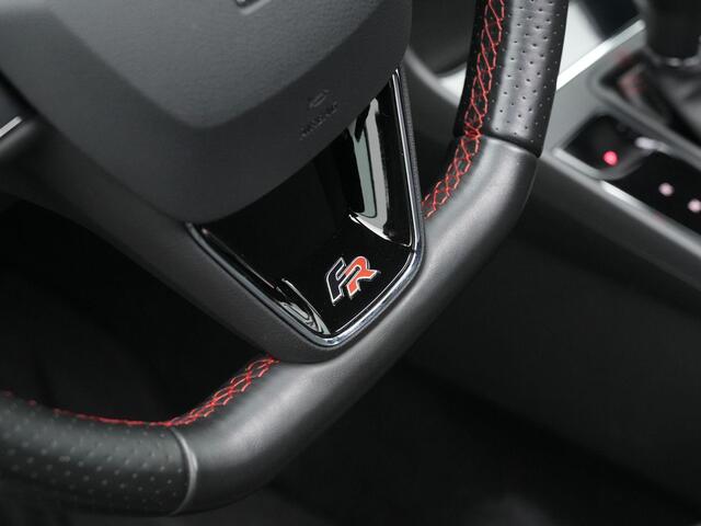 Seat LEON 1.8 TSI 180 pk DSG FR | Panoramadak | Leder/alcantara | Elektr. verstelbare stoel | Virtual Cockpit