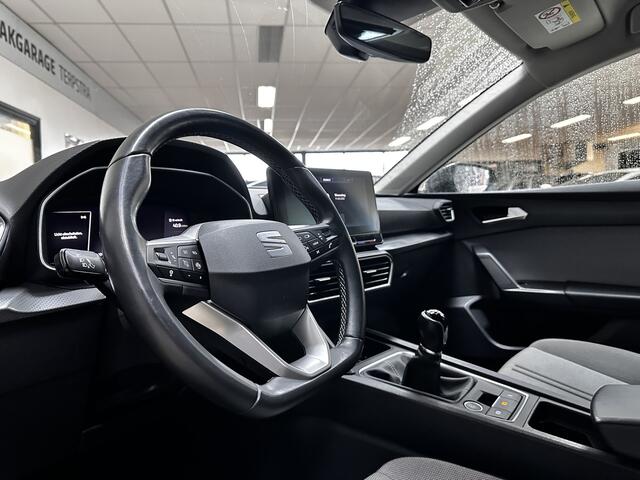 Seat LEON Sportstourer 1.0 TSI Style Business Intense/ Nieuw Model!/ Camera/ Virtual Cockpit/ Keyless-GO/ LED Koplampen/ Lane-Assist./ Apple + Android/ PDC V+A/ Extra getint glas/ Adaptive Cruise/ 16'' LMV/ Multi. LEDER. Stuur.