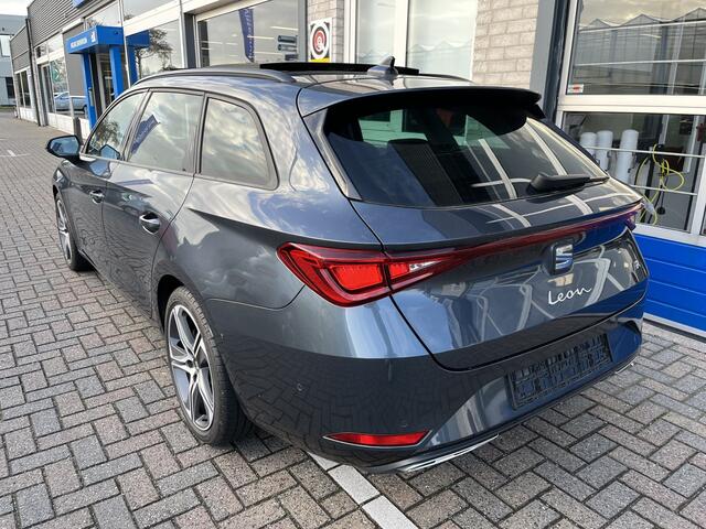 Seat LEON Sportstourer 1.5 eTSI FR / AUTOMAAT/ PANO/ ELEK.ACHTERKLEP/ ACC/ STUUR+STOELVERWARM./ FULL LINK/ PARK.SENSOR.V+A/ DODEHOEK/ KEYLESS/ RIJ-MODI/ VIRTUAL COCKPIT/ NAVI/ DAB/ CLIMA/ LED/ 18'' LMV