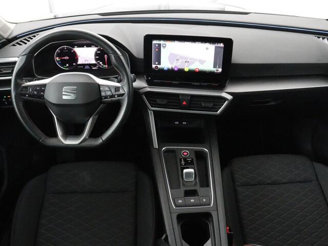 Seat LEON 1.4 TSI eHybrid PHEV FR | Stoelverwarming | Adaptive cruise | Navigatie | Sfeerverlichting | Stuurverwarming | Full LED | Sportstoelen | Side Assist | Parkeerhulp | Plug In