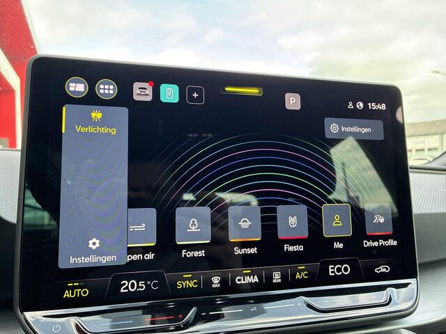 Seat LEON Sportstourer 1.5 TSI 204pk DSG e-Hybrid FR Business · Camera · Apple/Android Car Play · Navigatie · Getint Glas · 18'' Inch · Garantie t/m 06-05-2029 of 100.000km