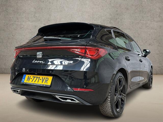 Seat LEON 1.0 eTSI FR Intense Sport Automaat (SCHUIFDAK, BLACK PACK, APPLE CARPLAY, GROOT NAVI, CAMERA, GETINT GLAS, SPORTSTOELEN, KEYLESS, ADAPTIVE CRUISE, NIEUWSTAAT)