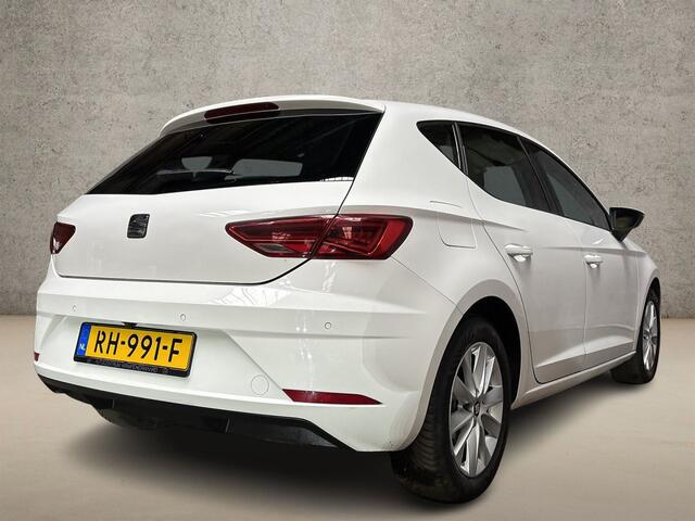 Seat LEON 1.4 Sport (APPLE CARPLAY, NAVIGATIE, CLIMATE, GETINT GLAS, SPORTSTOELEN, LM VELGEN, CRUISE, NIEUWE APK, NIEUWSTAAT)