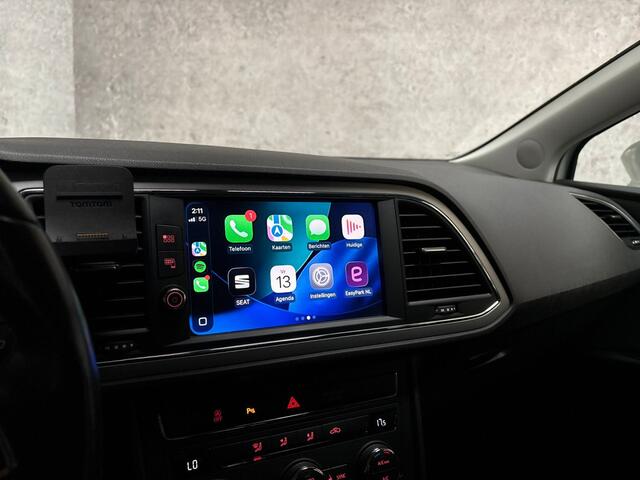 Seat LEON 1.4 Sport (APPLE CARPLAY, NAVIGATIE, CLIMATE, GETINT GLAS, SPORTSTOELEN, LM VELGEN, CRUISE, NIEUWE APK, NIEUWSTAAT)