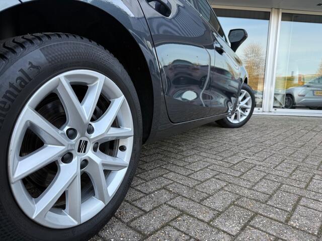 Seat LEON Sportstourer 1.5 eTSI DSG Style Launch Edition