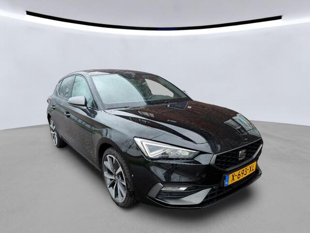 Seat LEON 1.4 TSI eHybrid PHEV FR / AUTOMAAT/ PANODAK/ NAVI/ DIGITAL DASH/ CLIMA/ MEMORY SEAT/ PARK. SENSOREN + CAMERA/ ALCANTARA