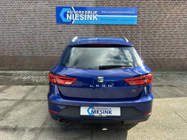 Seat LEON ST 1.4 EcoTSI FR Pano/Carplay/Trekhaak