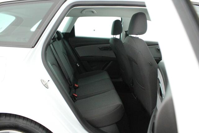 Seat LEON ST 1.0 116pk DSG EcoTSI Style Business Intense Keyless Led Navigatie