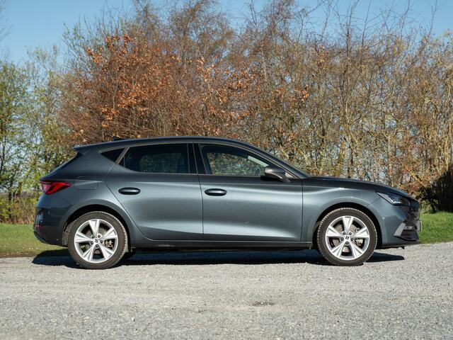 Seat LEON 1.4 TSI eHybrid PHEV FR // winterpakket // camera