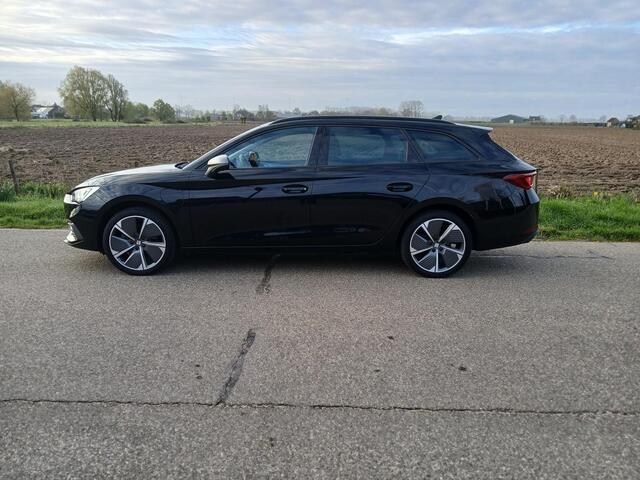 Seat LEON Sportstourer 1.4 TSI eHybrid PHEV FR Business Intense