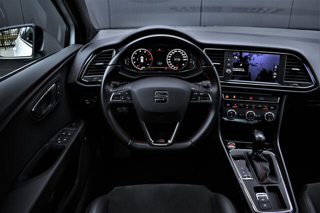 Seat LEON 1.5 TSI FR 150pk DSG Ultimate Edition Black Pano/Virtual/Beats/Carplay/Keyless/360Camera/Pdc/Cruise/Lmv18"