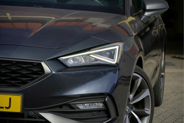Seat LEON Sportstourer 1.5 eTSI 150PK! Automaat FR Launch Edition BJ2021 Lmv 18" | Led V+A | Pdc | Elek. achterklep | Achteruitrijcamera | App-Connect | Navi | Virtual cockpit | Climate control | Cruise control | Sportstoelen | Verwarmd stuur/voorstoelen | Zwarte h