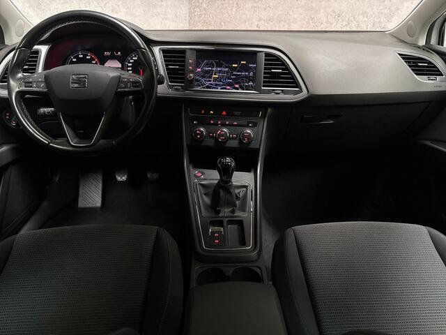 Seat LEON 1.0 TSI Intense Sport (APPLE CARPLAY, NAVIGATIE, CLIMATE, GETINT GLAS, SPORTSTOELEN, KEYLESS, PARKEERSENSOREN, ADAPTIVE CRUISE, NIEUWE APK, NIEUWSTAAT)
