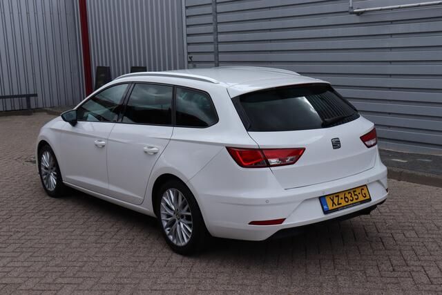 Seat LEON ST 1.0 EcoTSI Style Business Intense O.a: Pdc, Camera, Park.hulp, 17 Inch L.m., Key-Less, Clima, Cruise, Carplay, etc.. Rijklaar! All-in prijs.