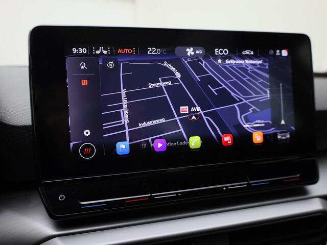 Seat LEON Sportstourer 1.4 TSI PHEV 204PK DSG FR · Panoramadak · Apple/Android Car Play · Navigatie · Camera + Parkeersensoren