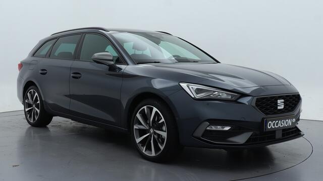 Seat LEON Sportstourer 1.4 TSI eHybrid PHEV 204pk FR Business Intense DSG / Elektrische achterklep / Keyless entry / Navigatie .