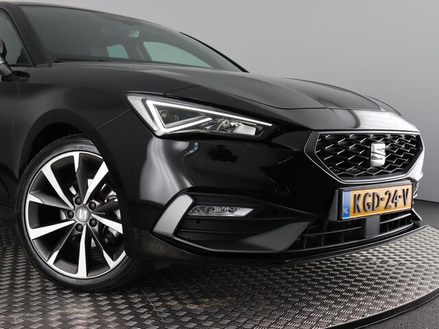 Seat LEON 1.5 eTSI FR Business Intense (Camera / ACC / Keyless / Draadloos laden)