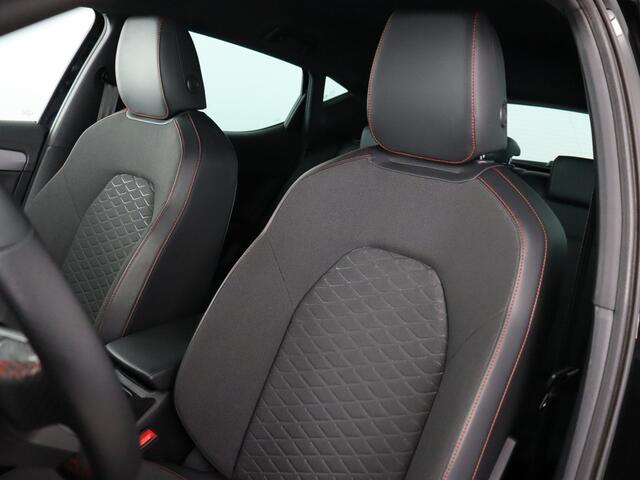 Seat LEON 1.5 eTSI FR Business Intense (Camera / ACC / Keyless / Draadloos laden)