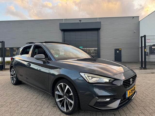 Seat LEON 1.5 TSI FR Pano|CAM|Sfeer|Acc|Led|Full 150PK 2020