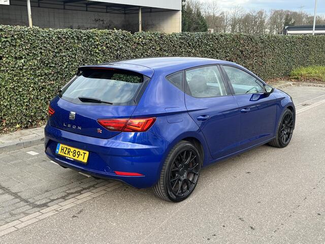 Seat LEON 1.0 TSI Style Business * Carplay * Led * Garantie * Navi